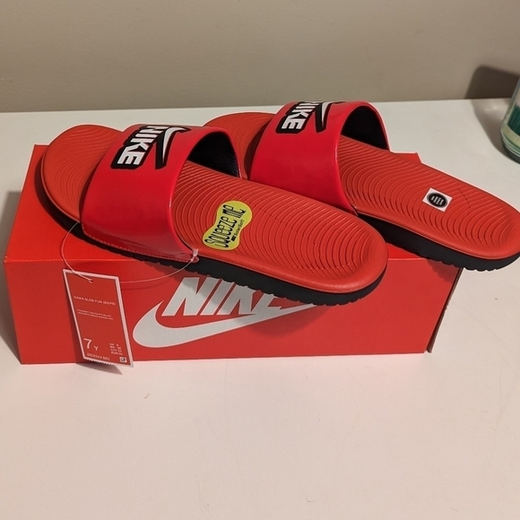 𝅺BRAND New Nike Kawa slide - Picture 2 of 5